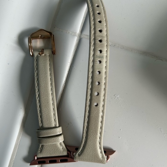 COPY - Apple Watch 3 series - Picture 5 of 7